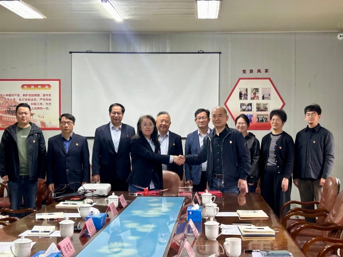 c4e21a36e639256ac52425cd85ec6d4d